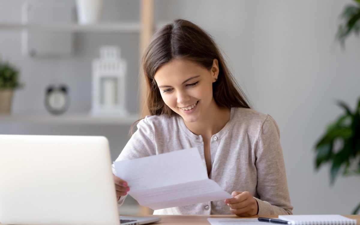 STEM Scholarship Requirements for High School Girls